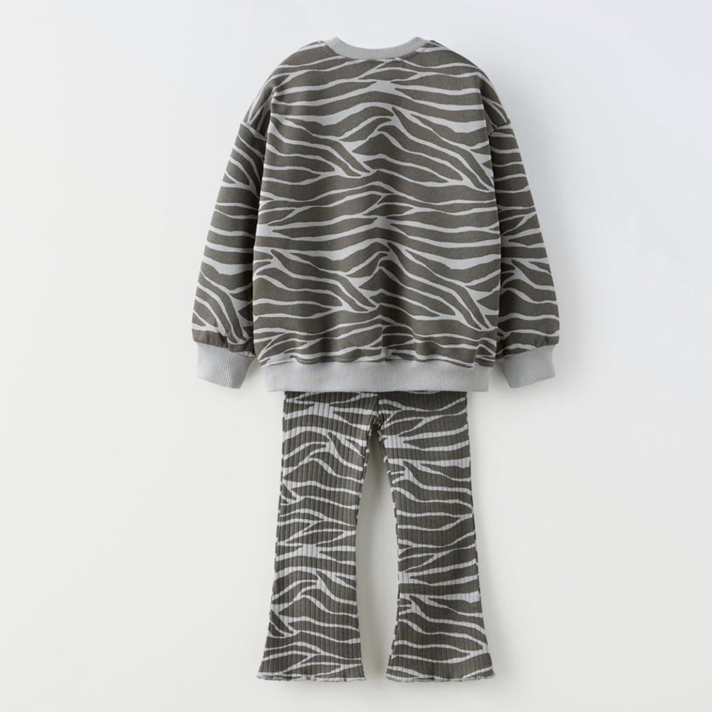 NWT Zara Black and White Striped Girls 5-6Y 5T Sweater Set Leggings Animal Print